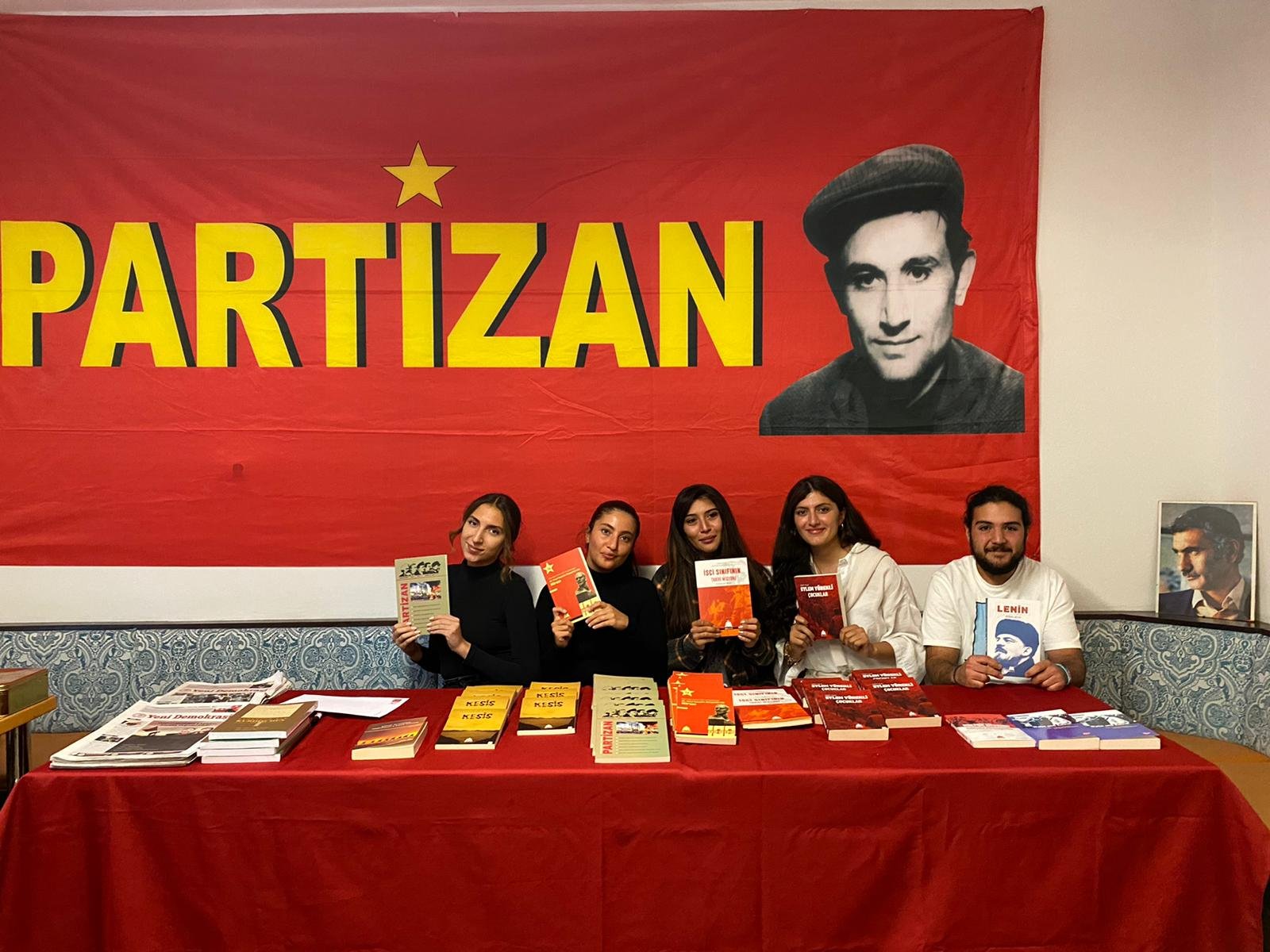 Avusturya’da Umut Yayımcılık Tanıtım Günleri Gerçekleştirildi