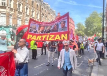 Londra'da 1 Mayıs yürüyüşü